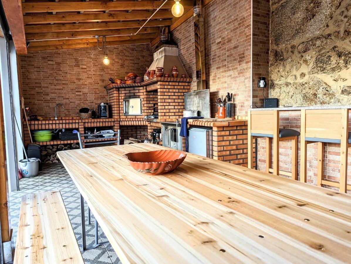Fonte Retreat Home - Jacuzzi And Heated Swimming Pool Sandim Buitenkant foto